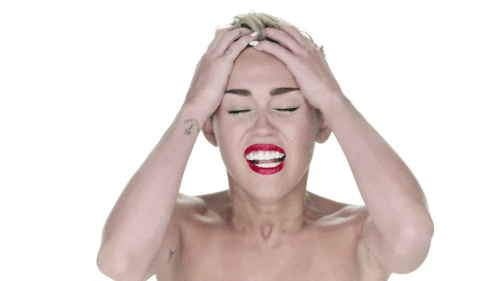 Miley Cyrus no clipe Wrecking Ball