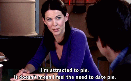this gif has everything: tv, gilmore girls, television, lauren