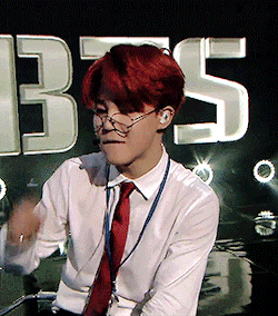 Who is The Best Kpop Male Idol Wearing Glasses? π 17 giphy