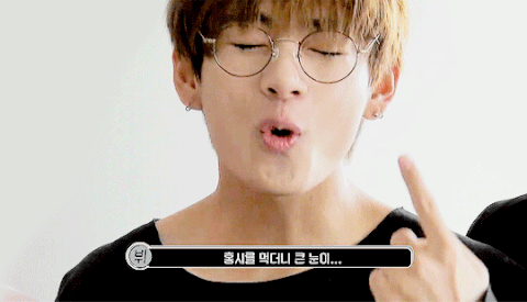 Kim Taehyung GIF - Find & Share on GIPHY