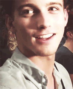 gif shortener shorten males rj king gif dimensions: 245x300 size