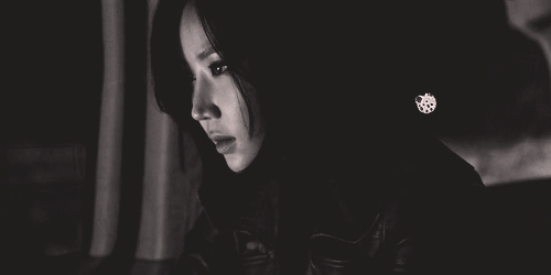 this gif has everything: kdrama, iris, im soo hyang, iris2!