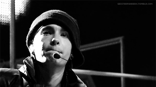 shortener shorten tom kaulitz animated gif dimensions: 500x280