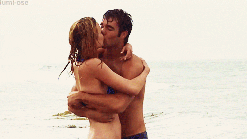 emily vancamp animated GIF