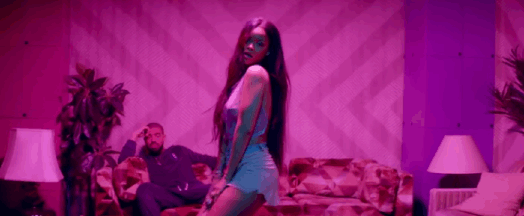 gif shortener shorten music video rihanna gif dimensions: 524x2