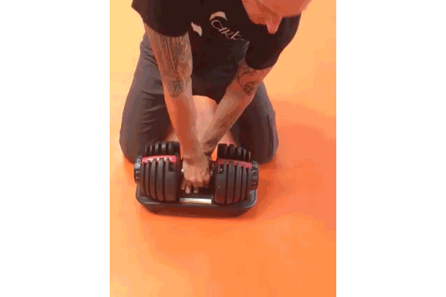 difference between adjustable dumbbells with traditional one