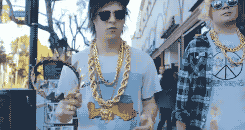 nathan williams gif dimensions: 500x265 size: 471kb frames: 15