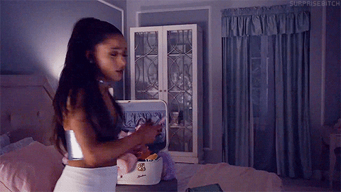 Scared Ariana Grande GIF - Find & Share on GIPHY