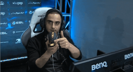 giphy.gif
