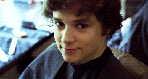 gif shortener shorten the vamps animated gif dimensions: 500x267