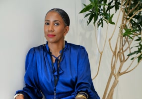 InsideOuterBeautyMarket