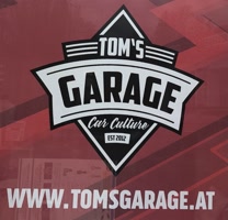 Toms_garage_carculture