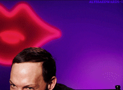 giphy.gif