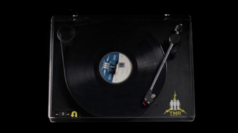 Vinyl spinning
