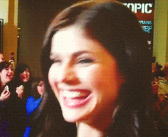 Alexandra Daddario GIFs - Get the best GIF on GIPHY