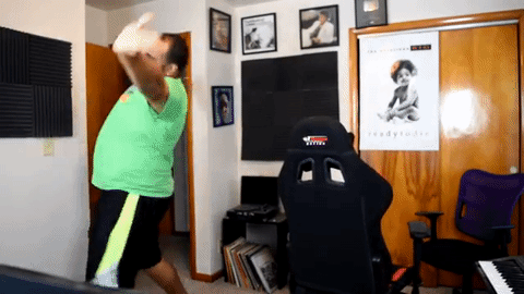 giphy.gif