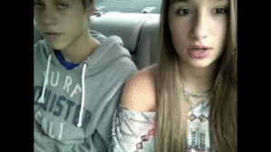 Hot teenagers kissing Hot teenagers kissing