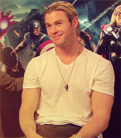 Chris Hemsworth GIF - Find & Share on GIPHY