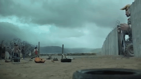 https://media.giphy.com/media/13DJ5Y9WCrIQvu/giphy.gif