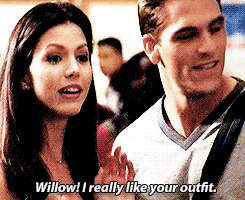 Cordelia speaks to Willow about her outfit in the hallway. Cordelia speaks to Willow about her outfit in the hallway.