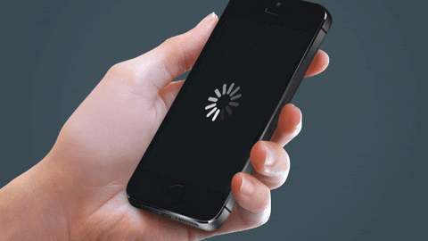 iPhone antiguo restaurándose en un intento por alargar la vida de la batería.- Blog Hola Telcel
