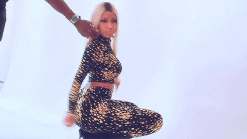 Nicki Minaj Twerking GIFs - Find & Share on GIPHY