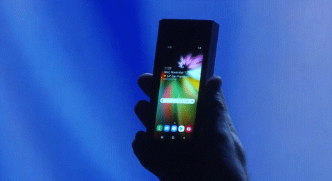 Samsung hé lộ smartphone màn hình gập đầu tiên của hãng, dùng màn hình Infinity Flex Display