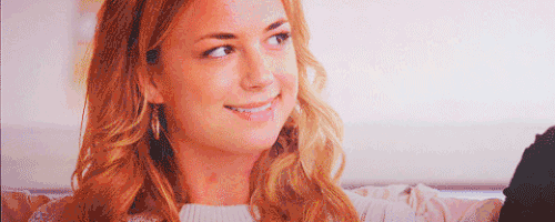 Emily Vancamp Find And Share On Giphy 