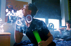 Broad City Smoking GIF - Find & Share on GIPHY