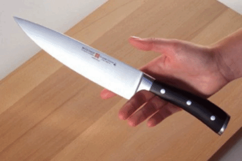 El cuchillo de cocina debe emplearse correctamente