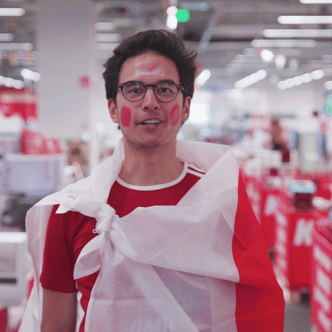 Football Japan GIF by MediaMarkt BE