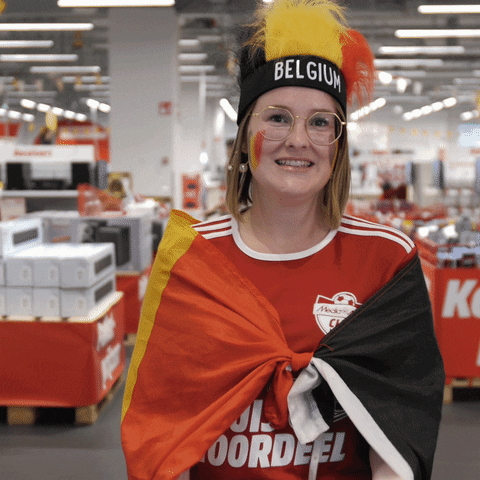 Football Media GIF by MediaMarkt BE