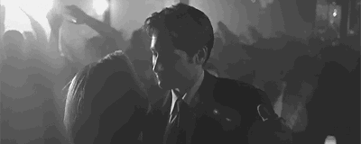 He Looks So Good Fox Mulder GIF - Find & Share on GIPHY