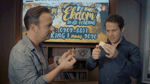 Mindf*ck Oudejaarsspecial - Wat zenden NPO 1 en RTL 4 met oud en nieuw uit op televisie?