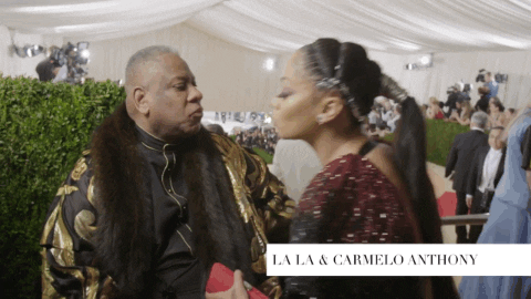 Met Gala Air Kiss GIF - Find & Share on GIPHY