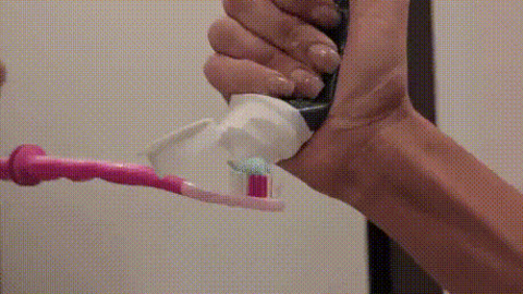 Brushing best Gif