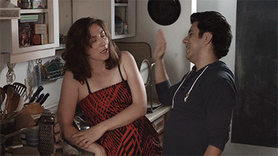 http://giphy.com/gifs/cbc-yes-high-five-woot-26tOYERSgxVzIvjHy via GIPHY Katso tästä itsenäisyyspäivägif 2