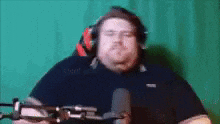 giphy.gif