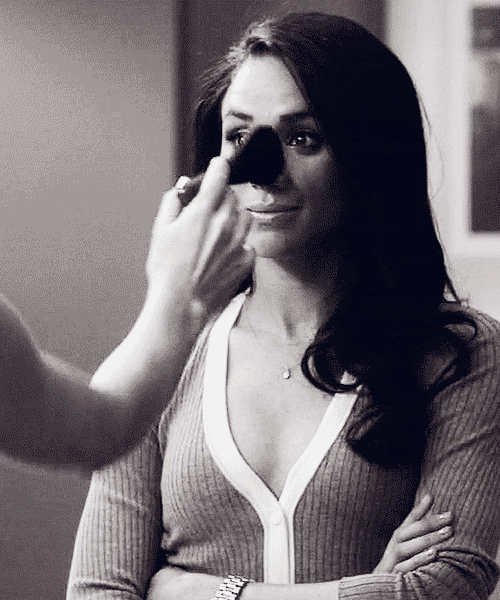 Rachel Zane Suits GIF Find & Share on GIPHY