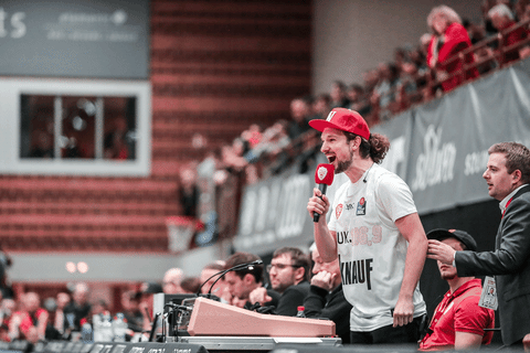 Basketball Pureemotion GIF by Sport- und Event Würzburg Baskets GmbH