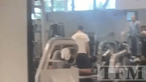 Idiots in gym be like gif