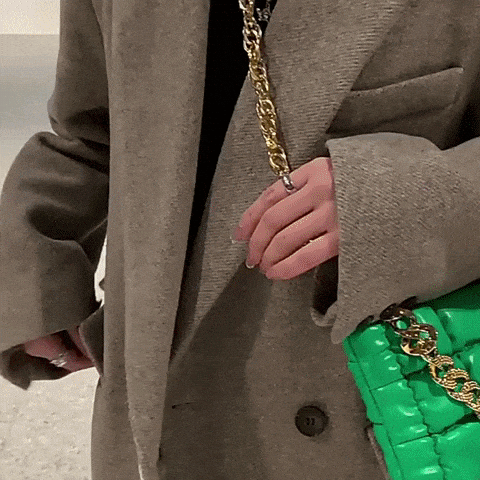 bolsa feminina, bolsa fashion, bolsa estilosa, bolsa puffer, bolsa verde, bolsa fashion, tendência de moda, estilo, acessório estiloso, acessório fashion, acessório feminino, moda feminina, moda fashion, moda, estilo, trend, tendência