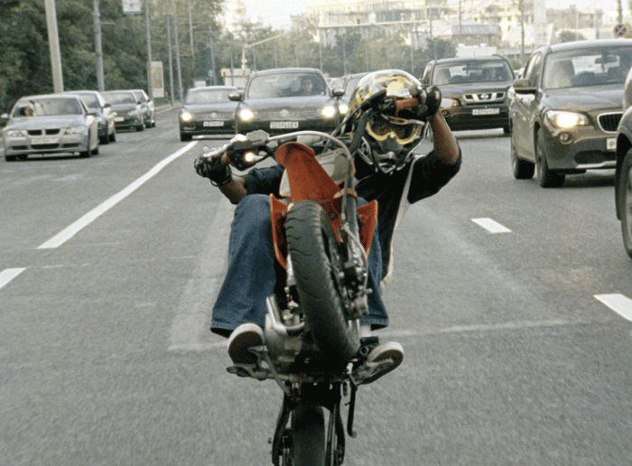 Biking GIFs Find & Share on GIPHY