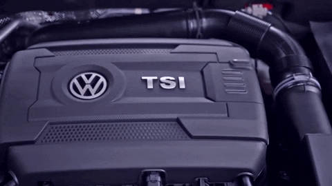 Motor con emblema de Volkswagen México TSI color negro