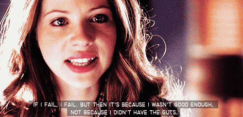 Michelle Trachtenberg GIF - Find & Share on GIPHY