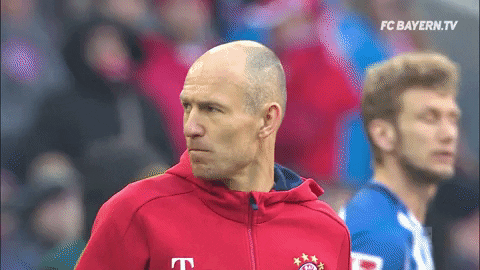 Arjen Robben encerra contrato com Bayern e anuncia aposentadoria