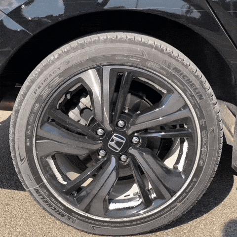 Nutre plásticos y neumáticos – Jota Detail