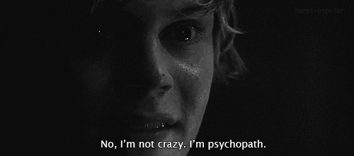 Izrezek iz American Horror Story: Tate reče: Nisem nor. Sem pa psihopat.
