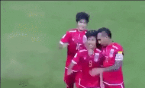 Aung Thu Soccer GIF - Find & Share on GIPHY