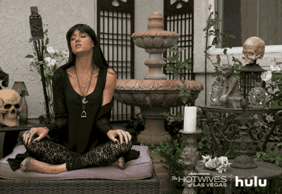 HULU meditation meditate the hotwives of las vegas erinn hayes